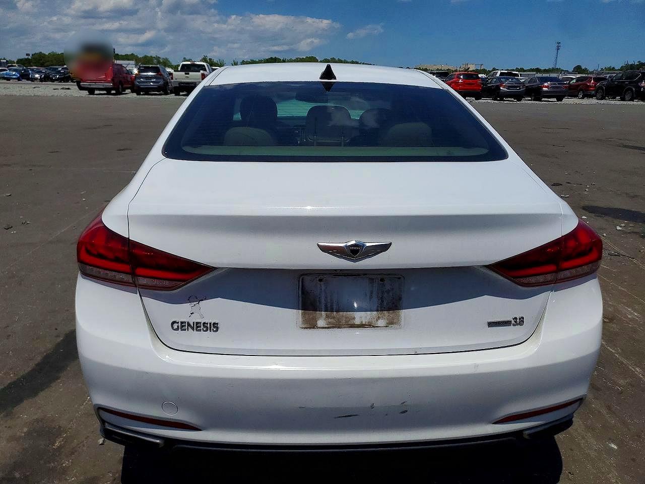 Hyundai Genesis 3.8l