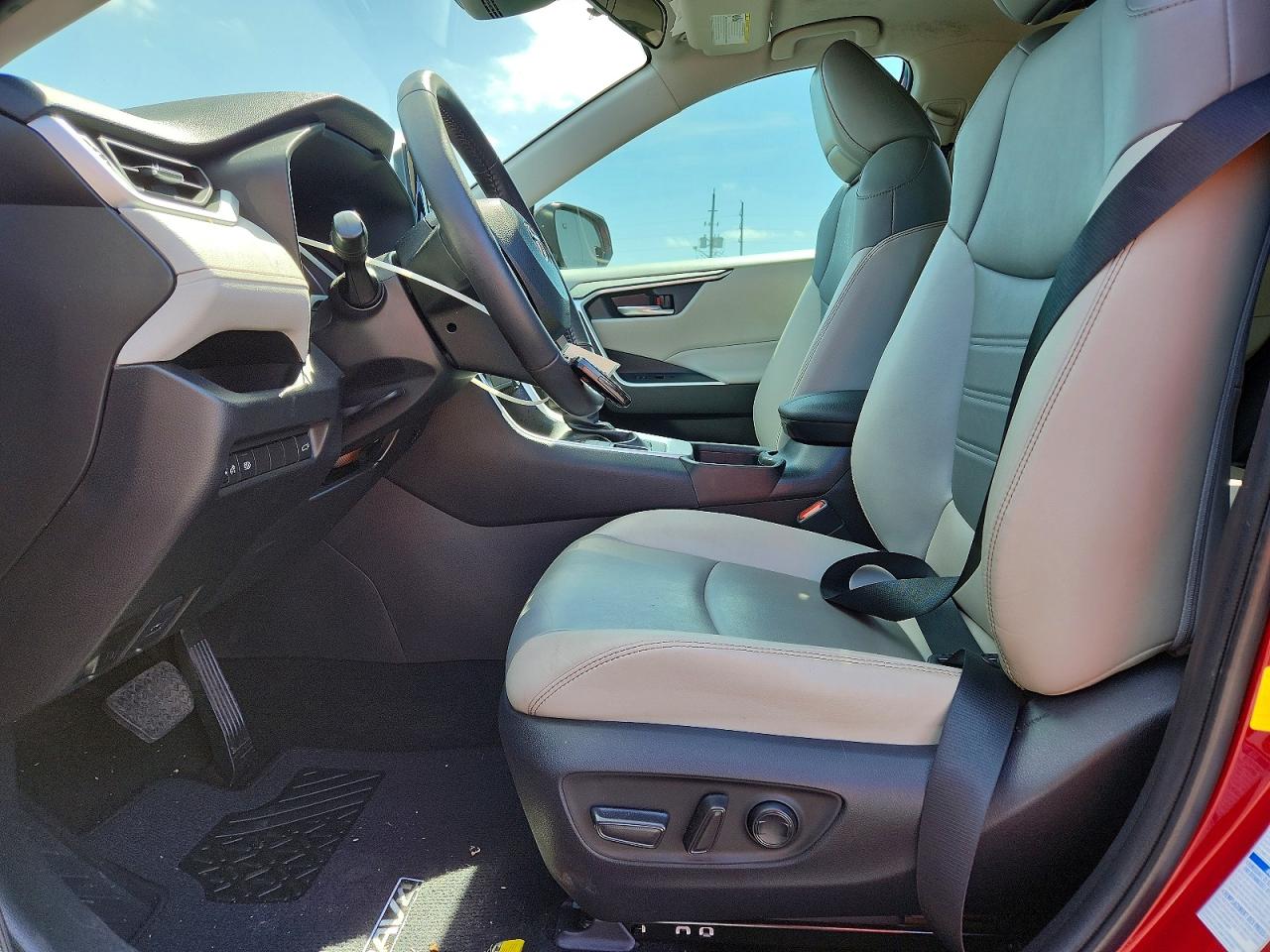 Toyota RAV4 Xle Premium