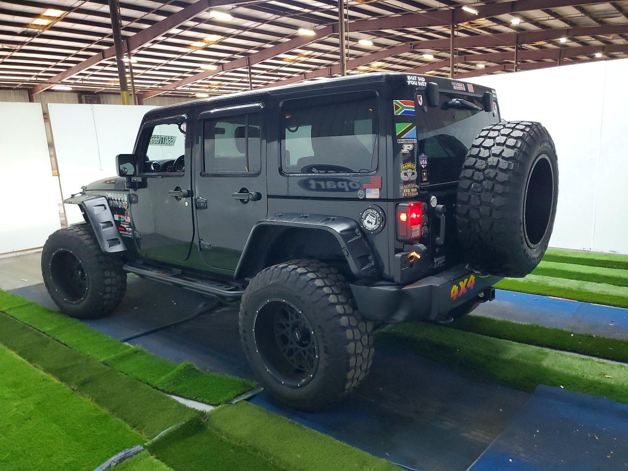 Jeep Wrangler Sahara