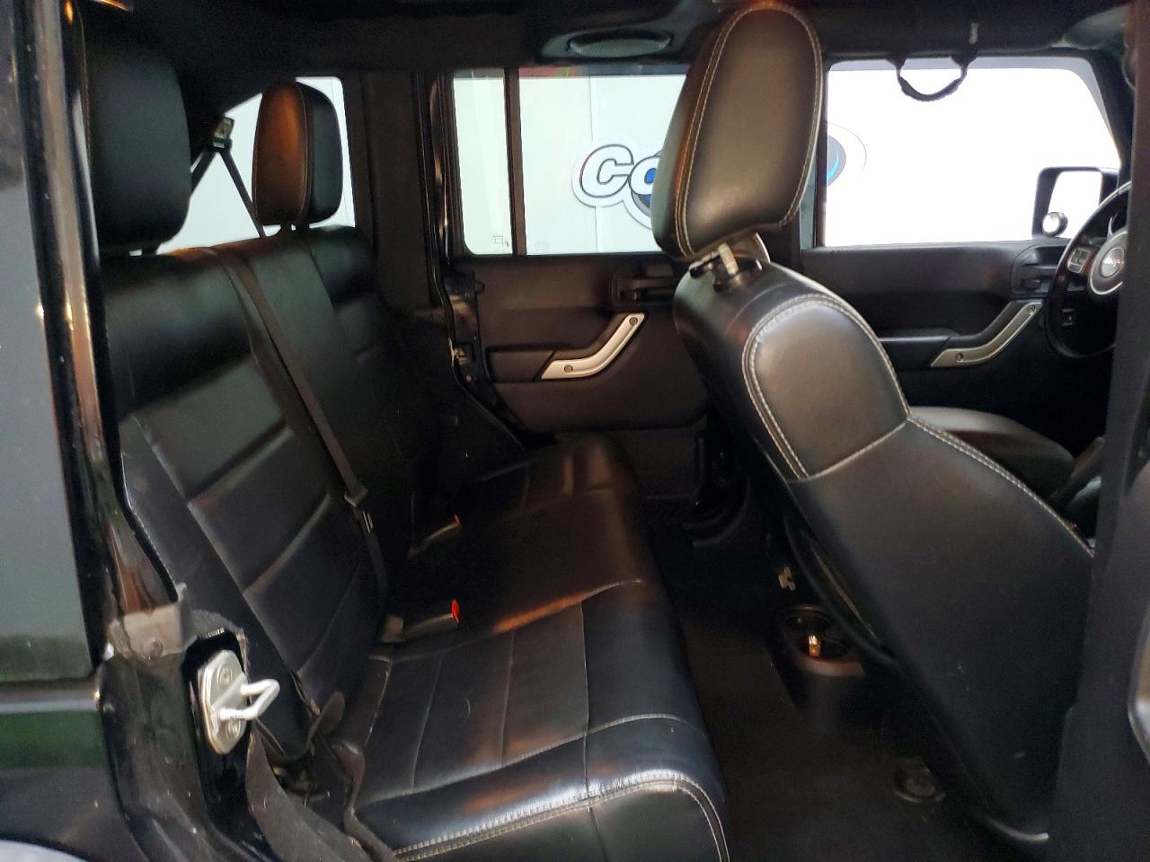 Jeep Wrangler Sahara