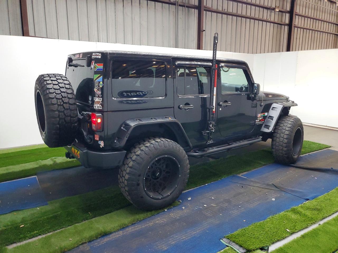 Jeep Wrangler Sahara