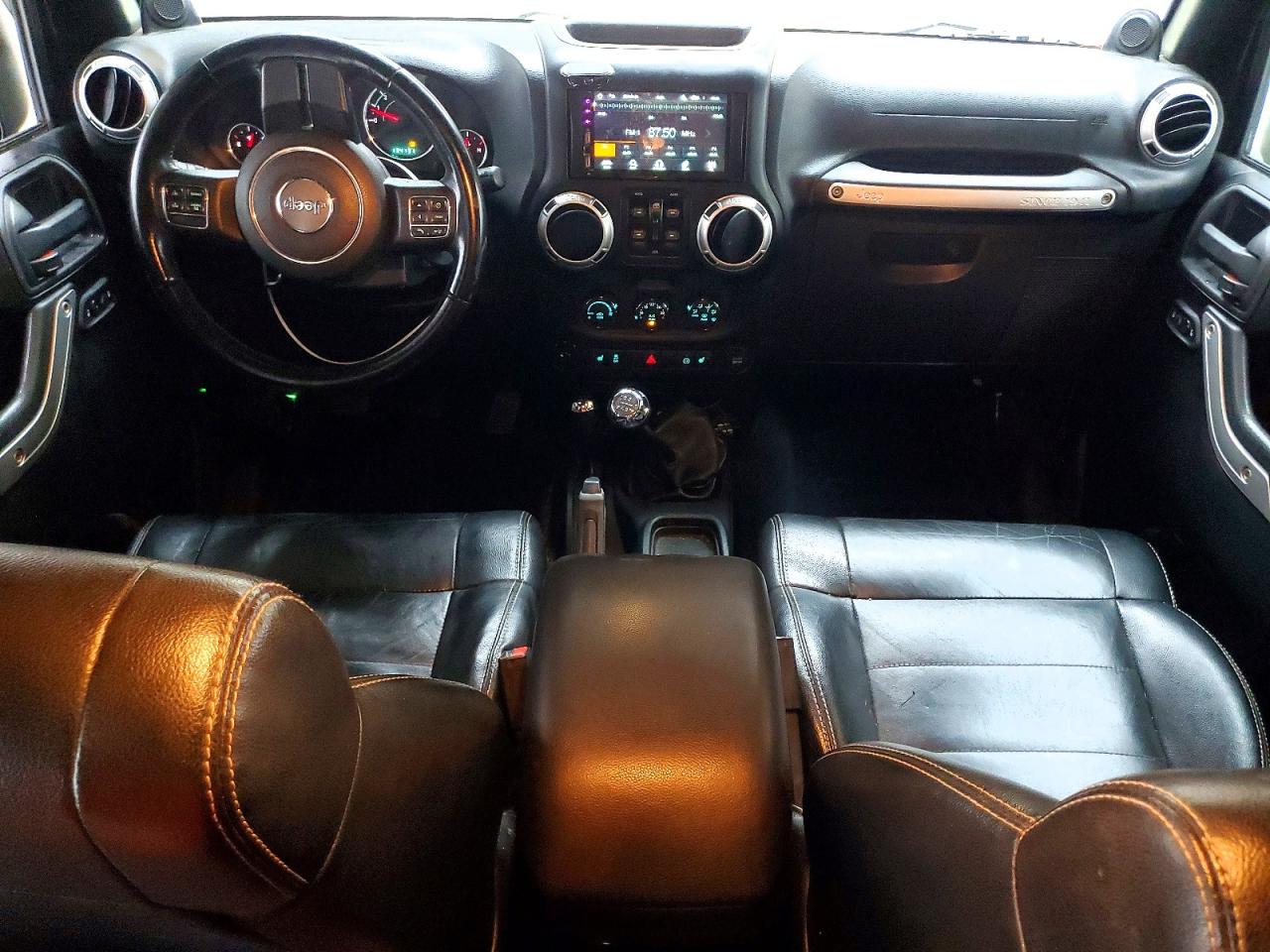 Jeep Wrangler Sahara