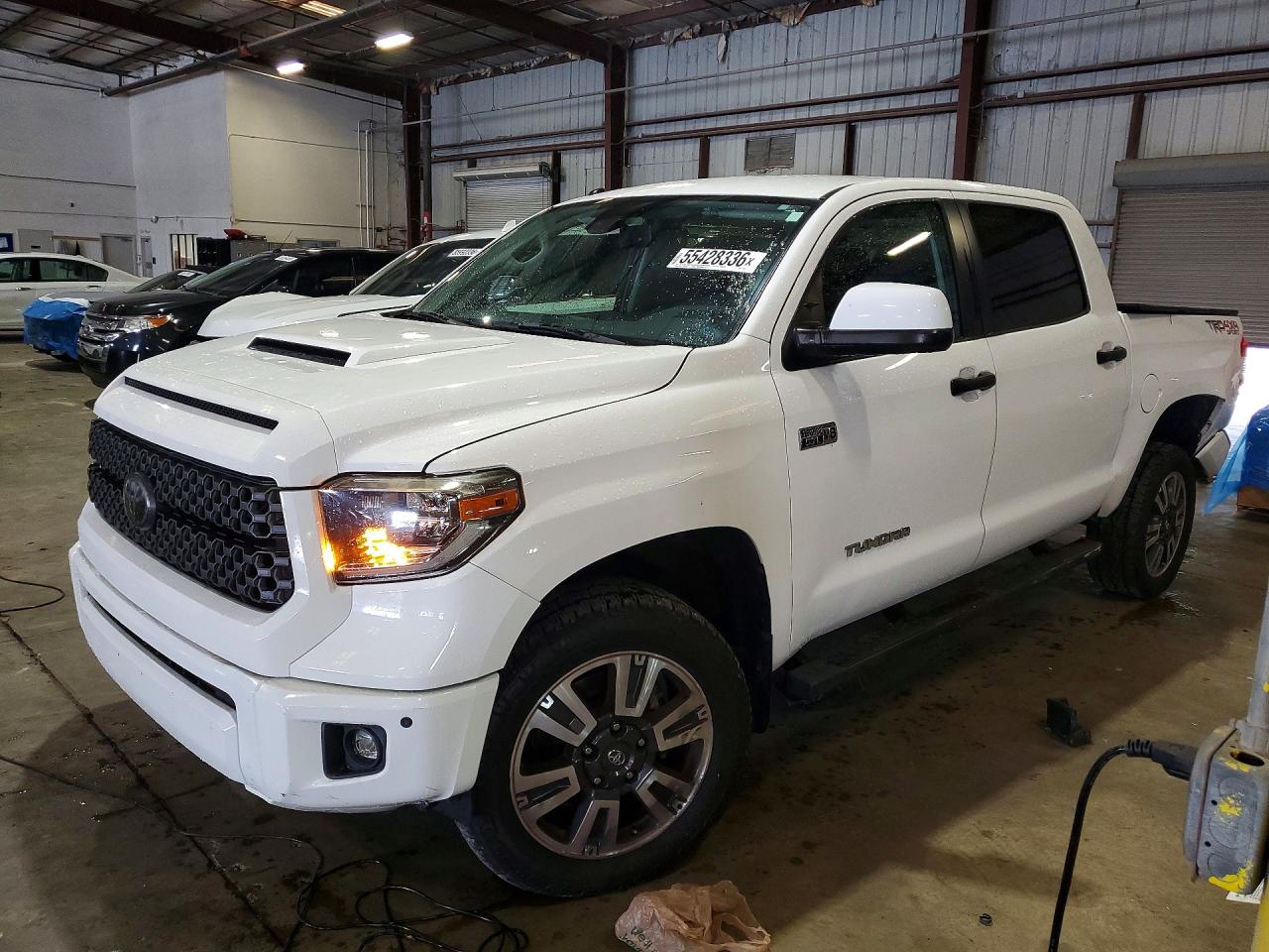 Salvage Toyota Tundra Image