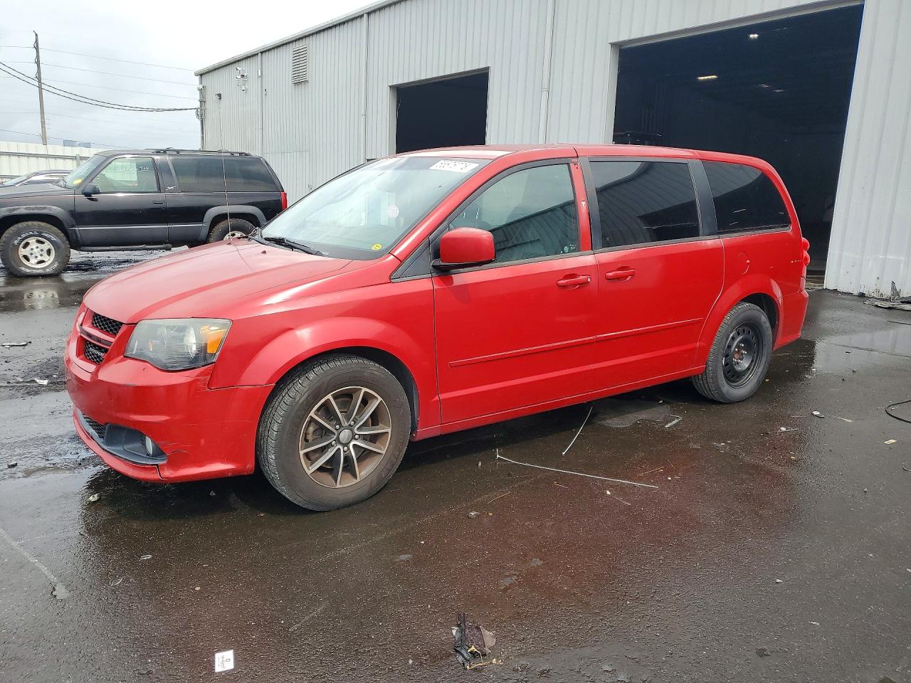 Salvage Dodge Caravan Image