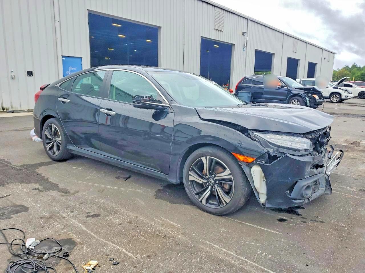 Honda Civic Touring