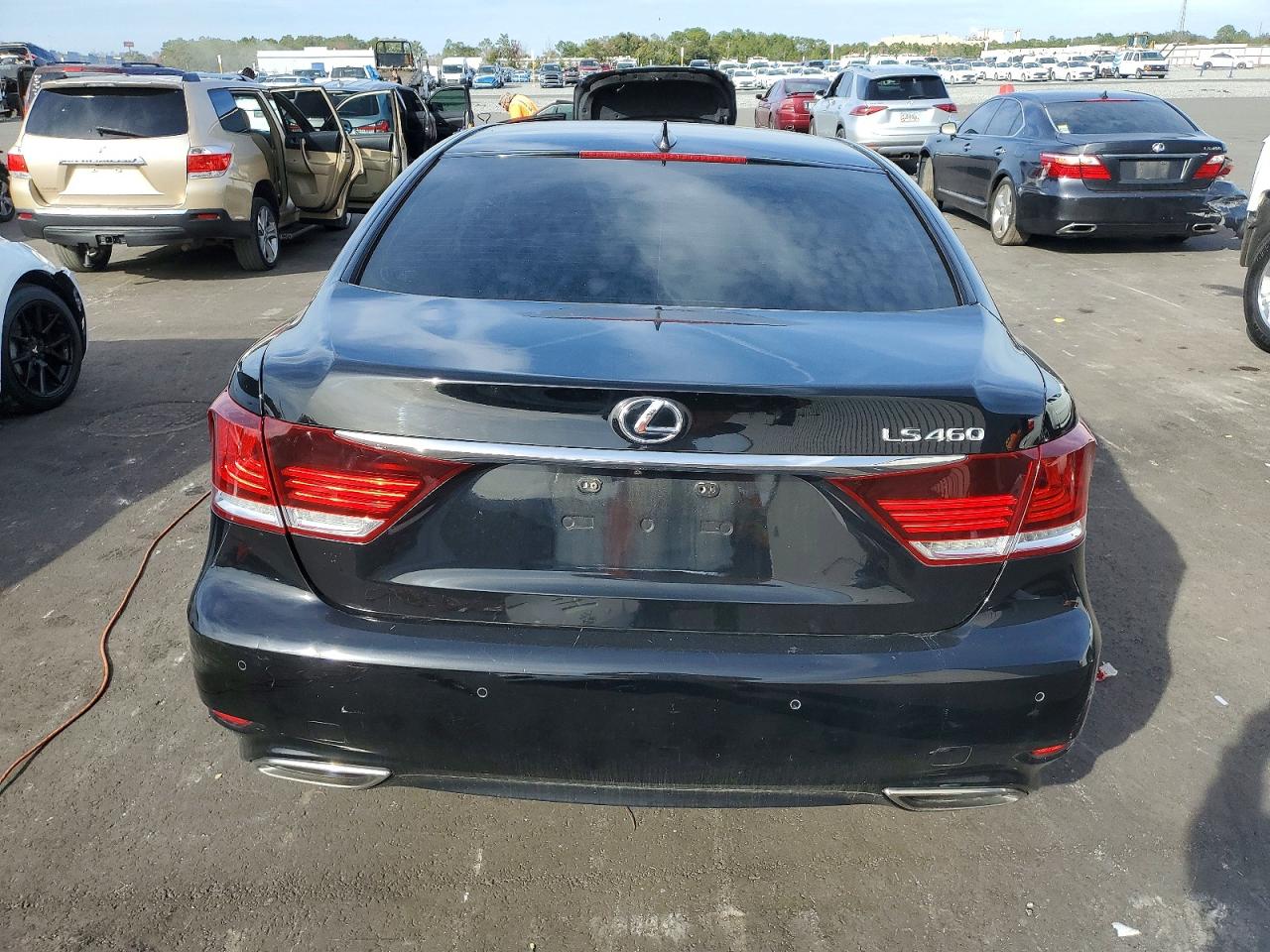 Lexus LS 460