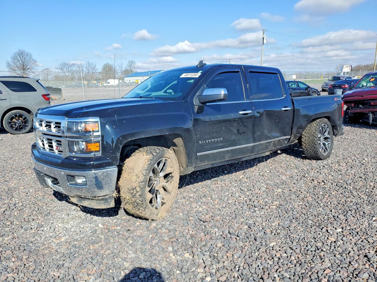 Salvage Chevrolet Silverado Image