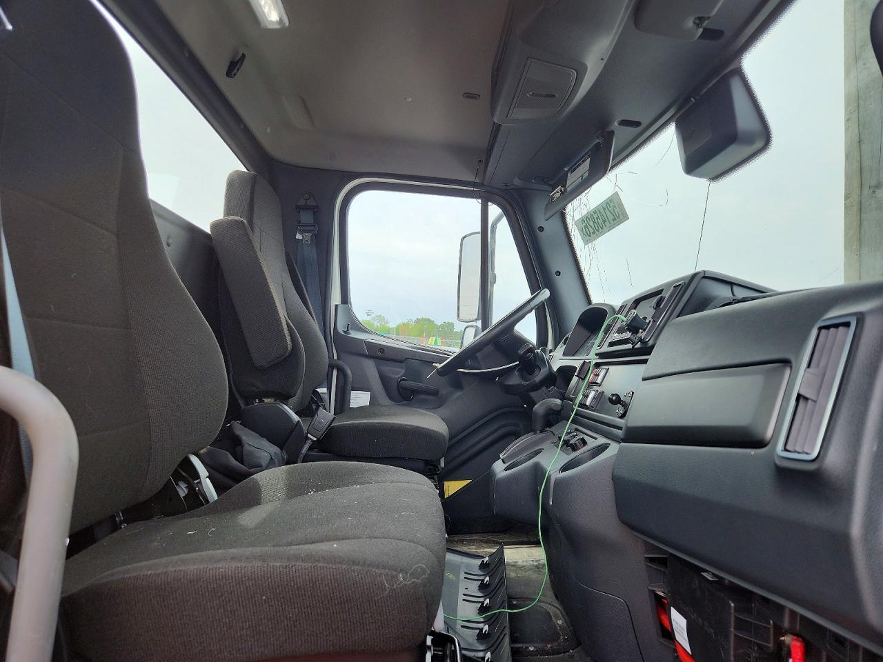 Freightliner M2 106 Medium Duty