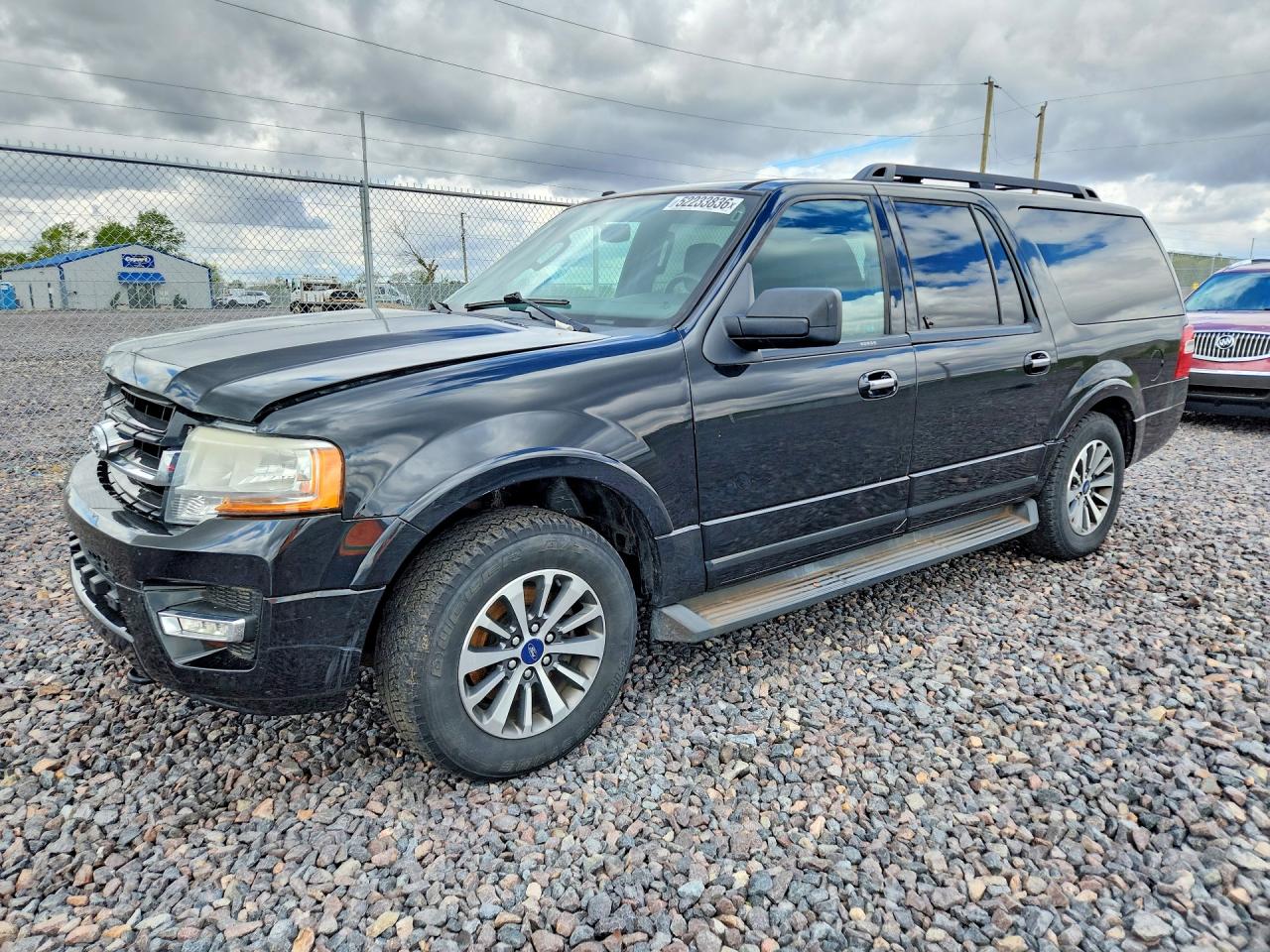 Salvage Ford Expedition Image
