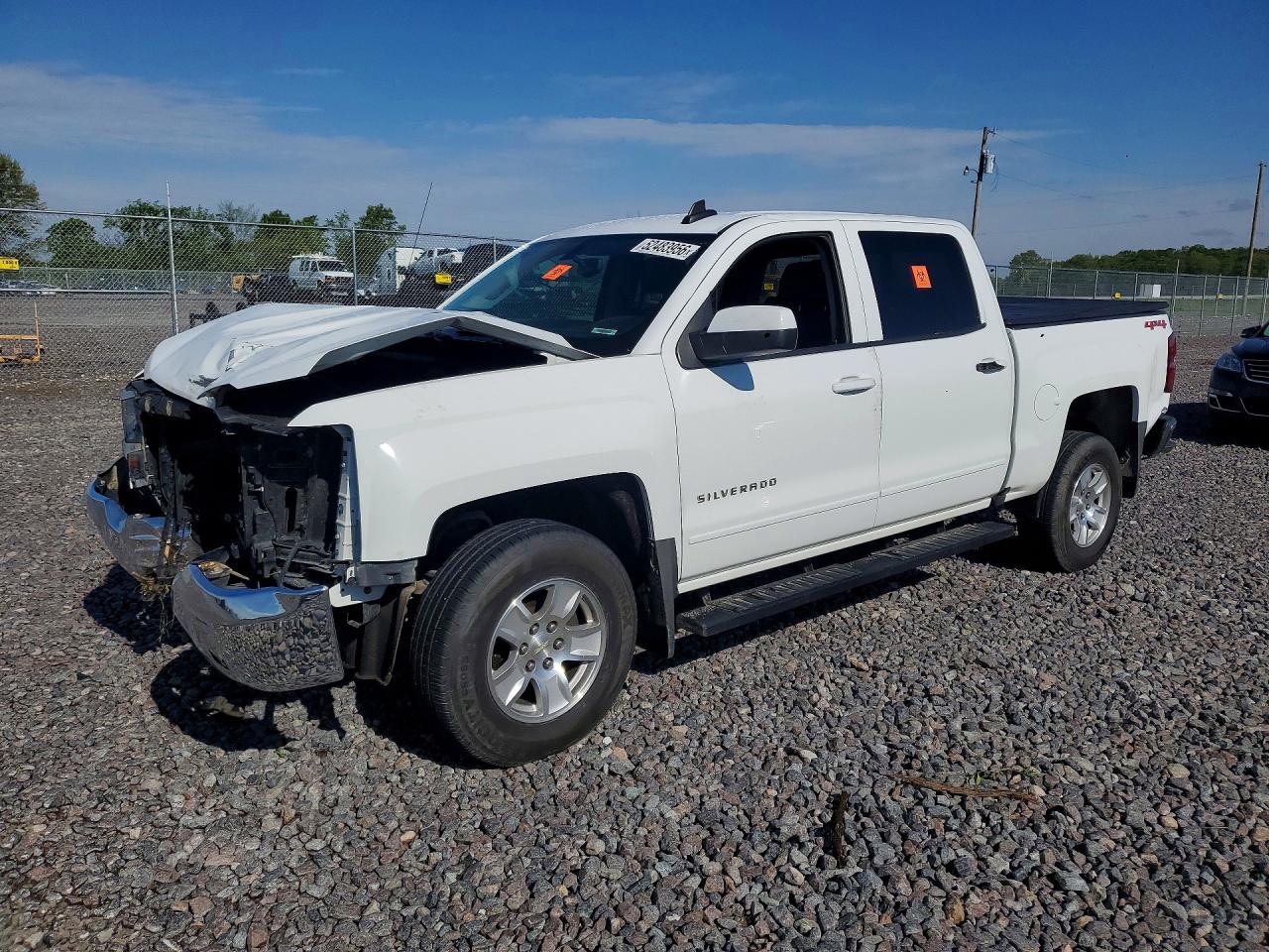 Salvage Chevrolet Silverado Image