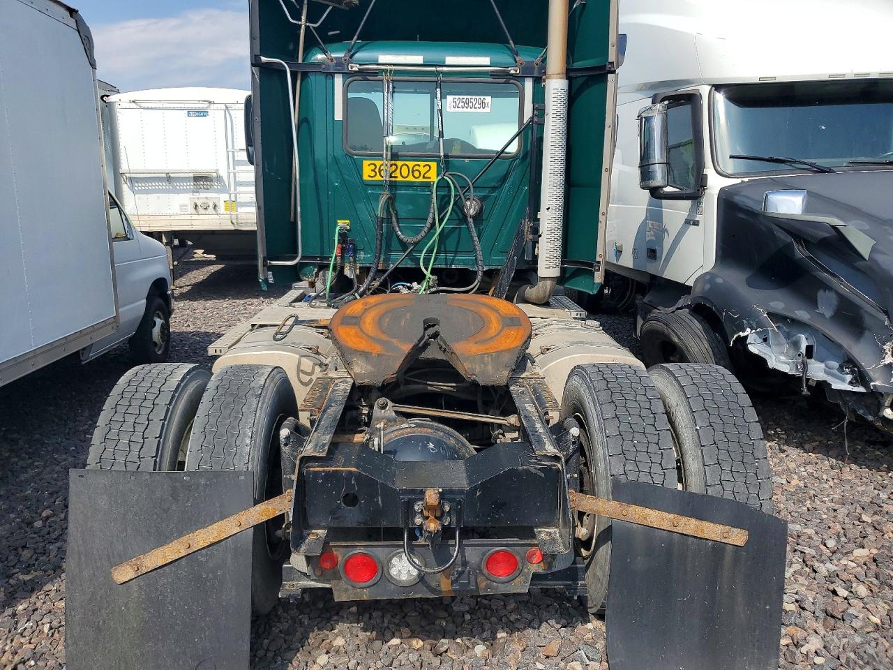 Mack 600