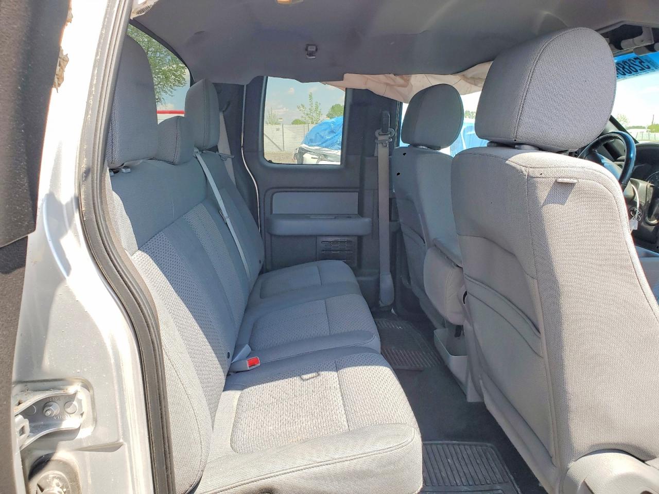 Ford F-150 Super Cab