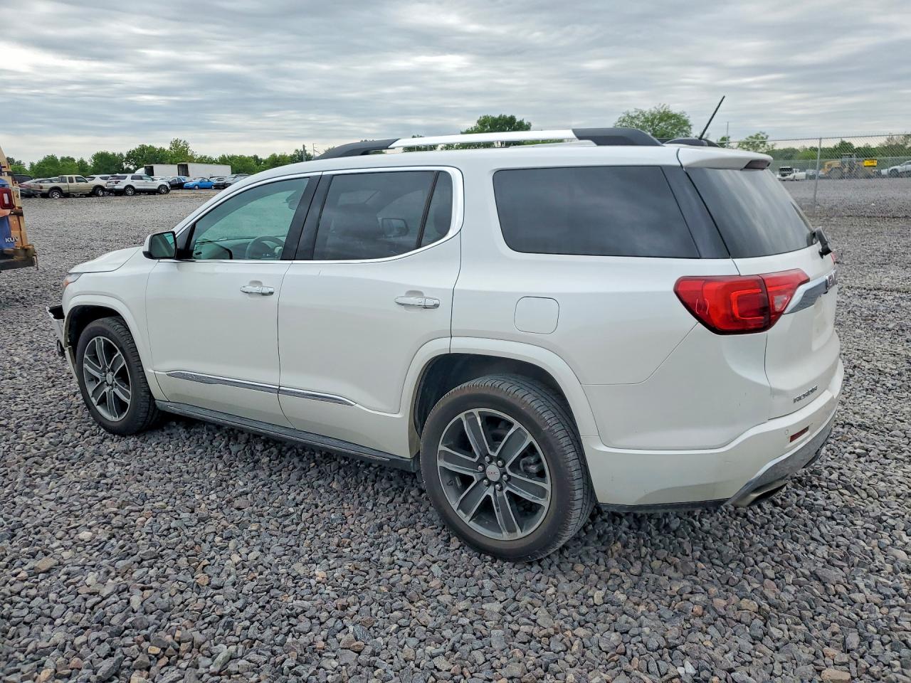 GMC Acadia Denali