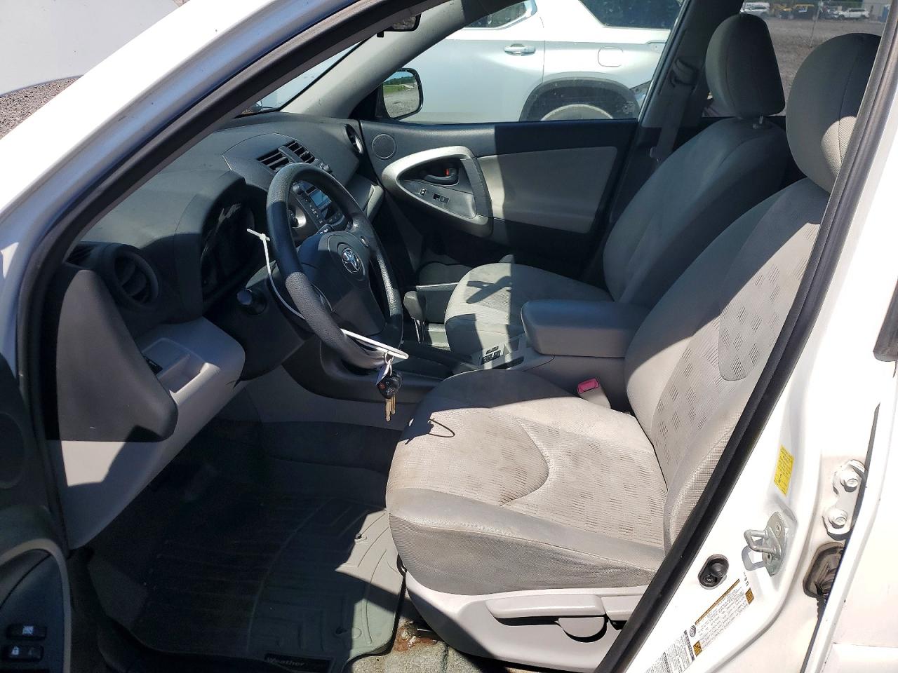 Toyota RAV4 Base