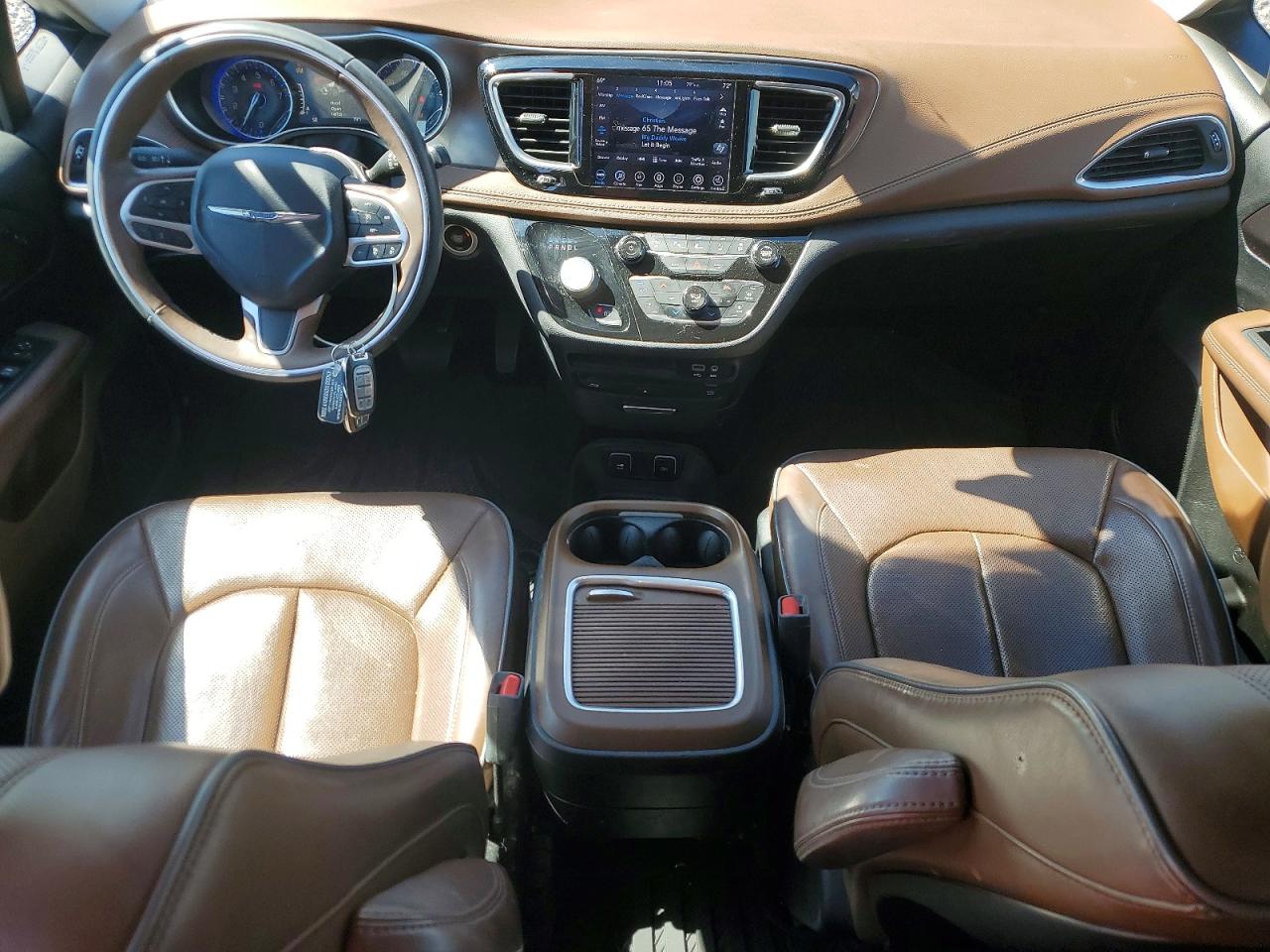 Chrysler Pacifica Limited