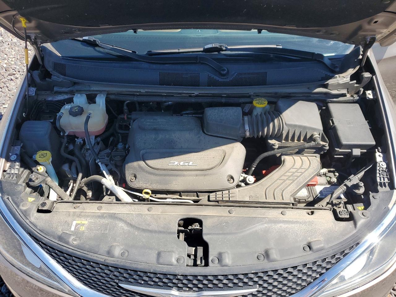 Chrysler Pacifica Limited