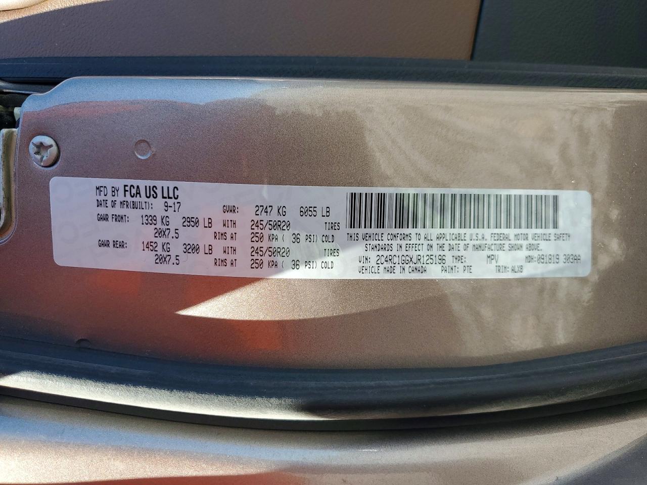 Chrysler Pacifica Limited