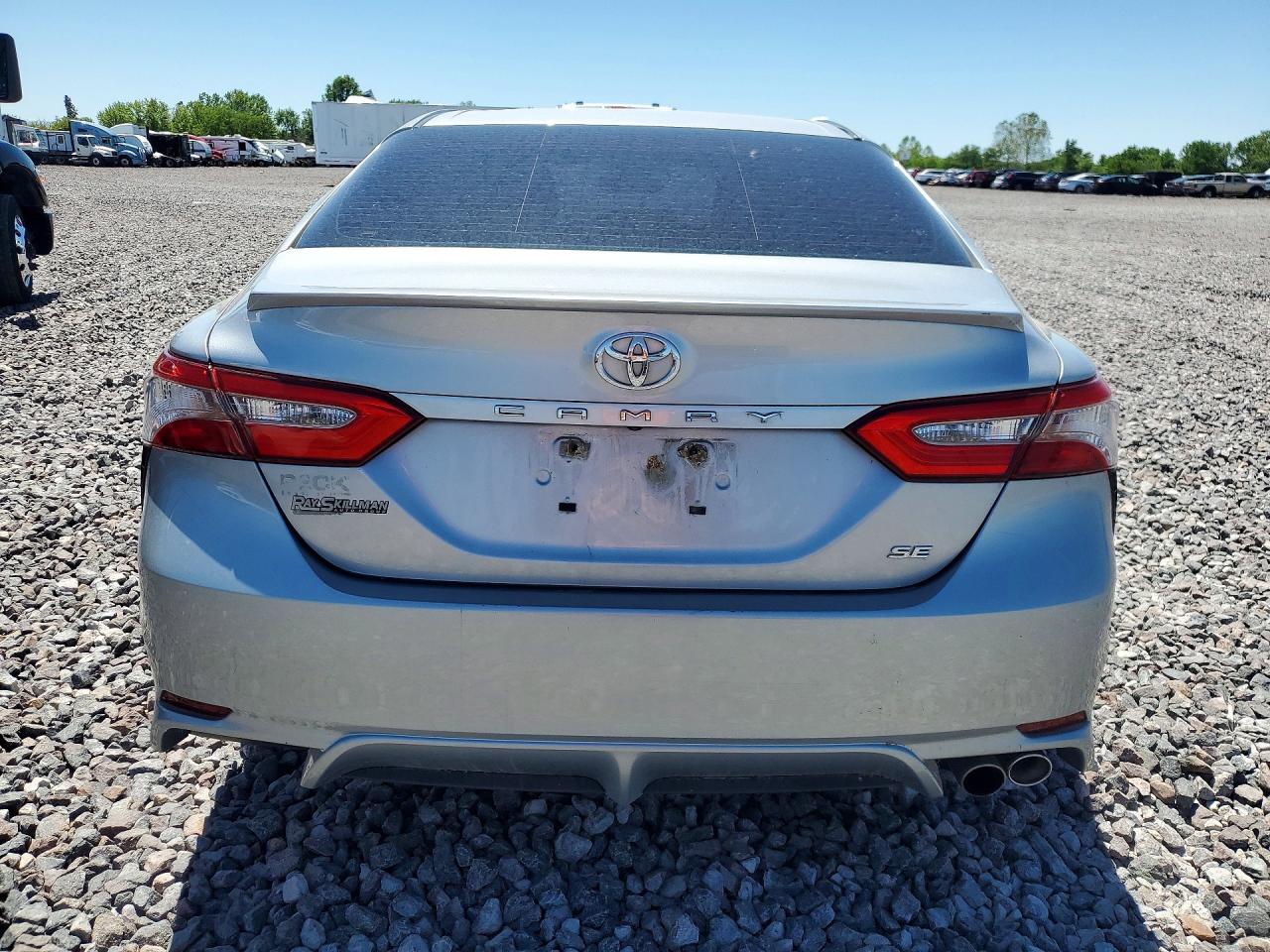 Toyota Camry Se