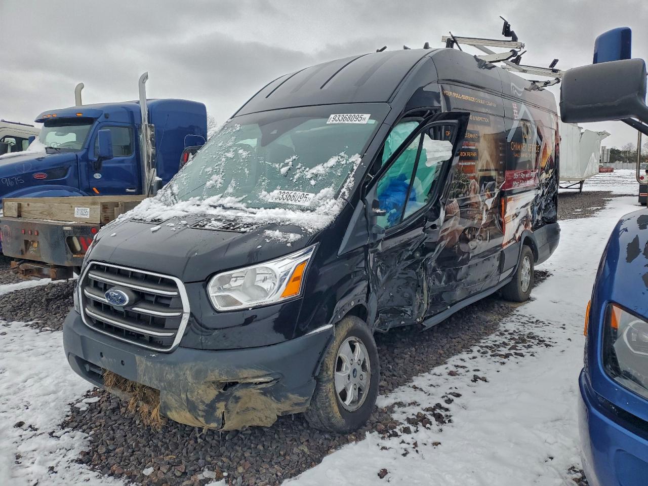 Salvage Ford Transit Image