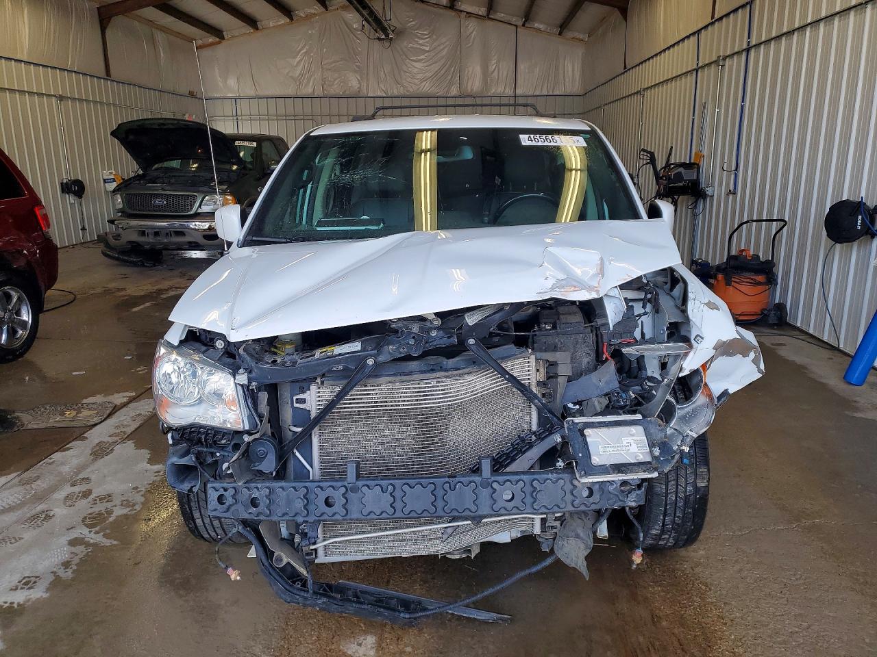 Dodge Caravan Sxt