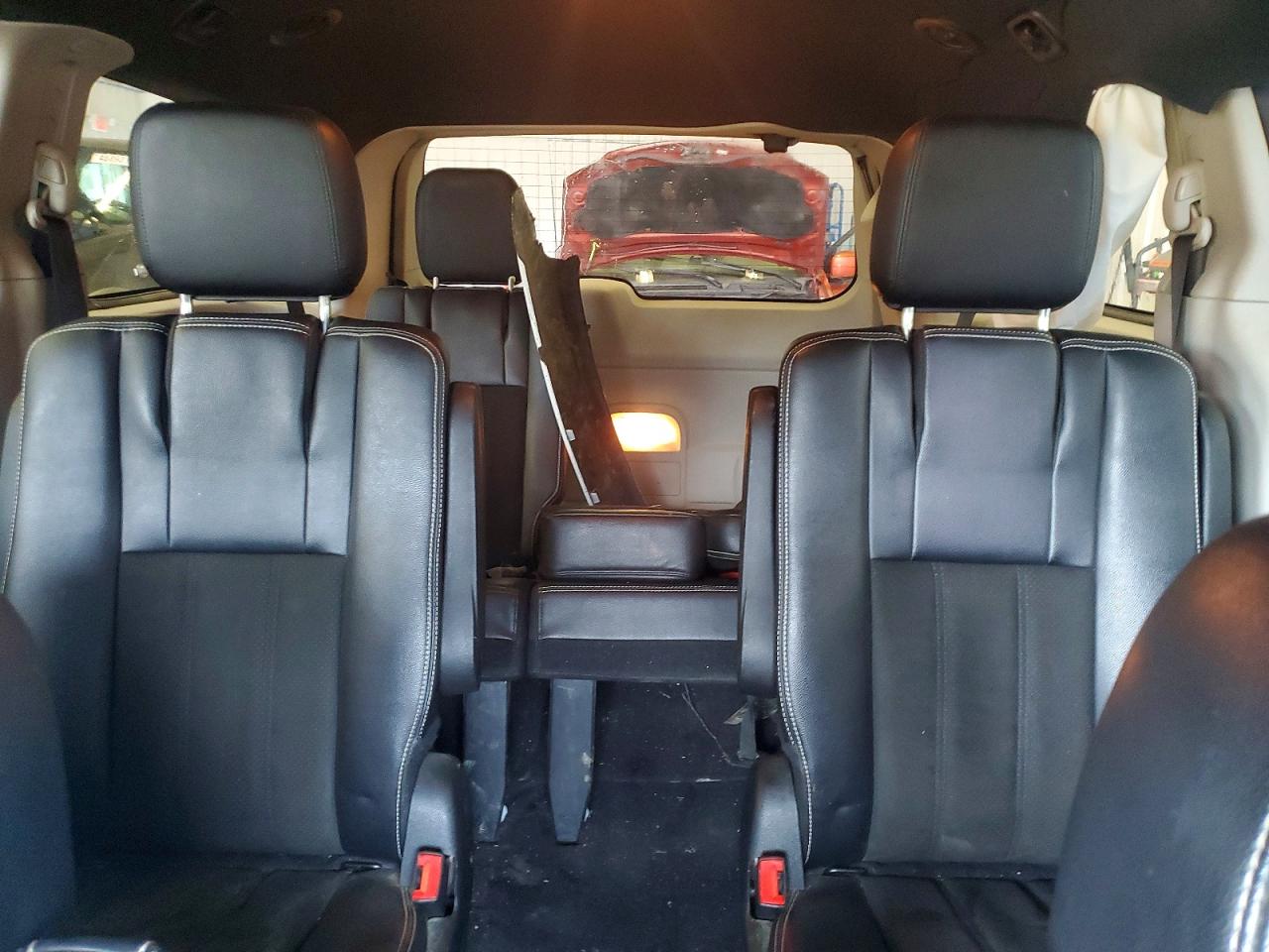 Dodge Caravan Sxt