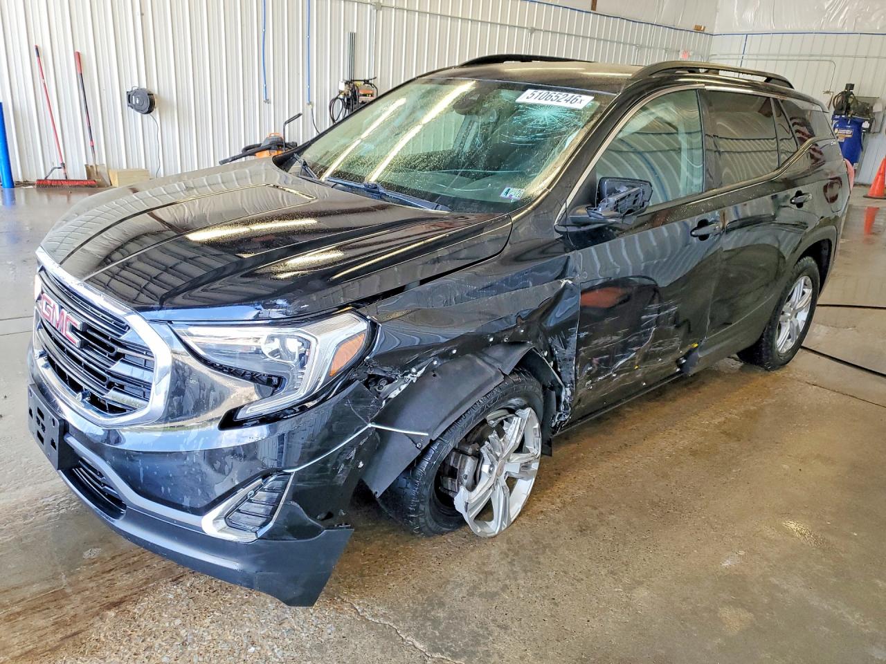Salvage GMC Terrain Image
