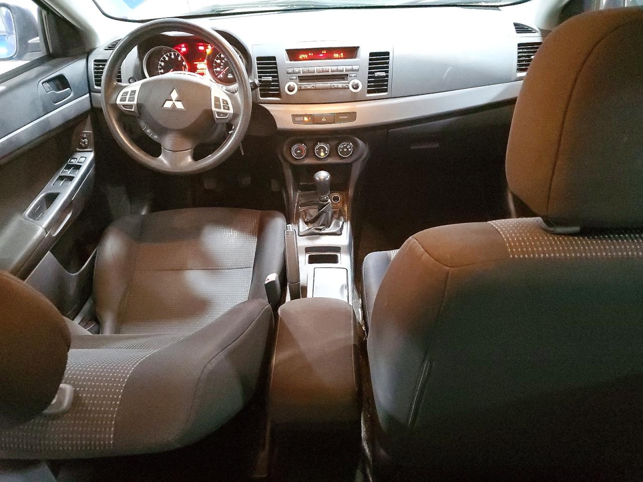 Mitsubishi Lancer Es