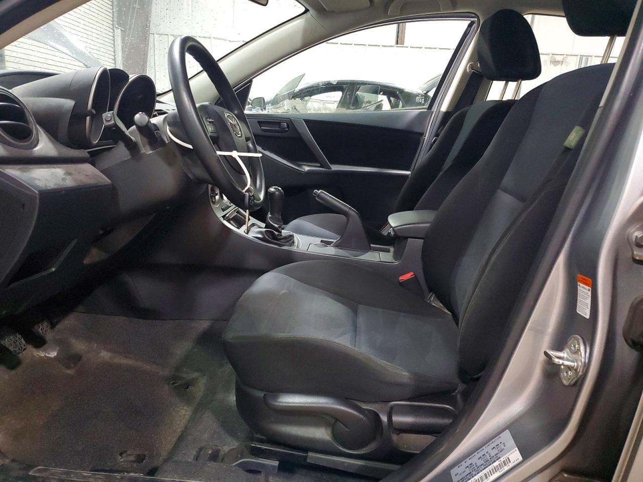 Mazda 3 I