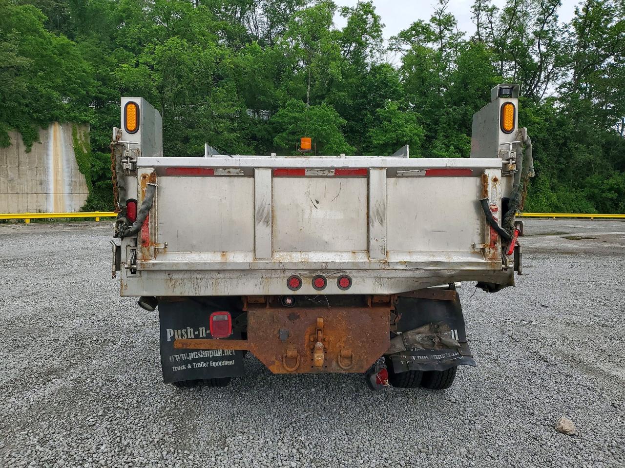 Ford F-550