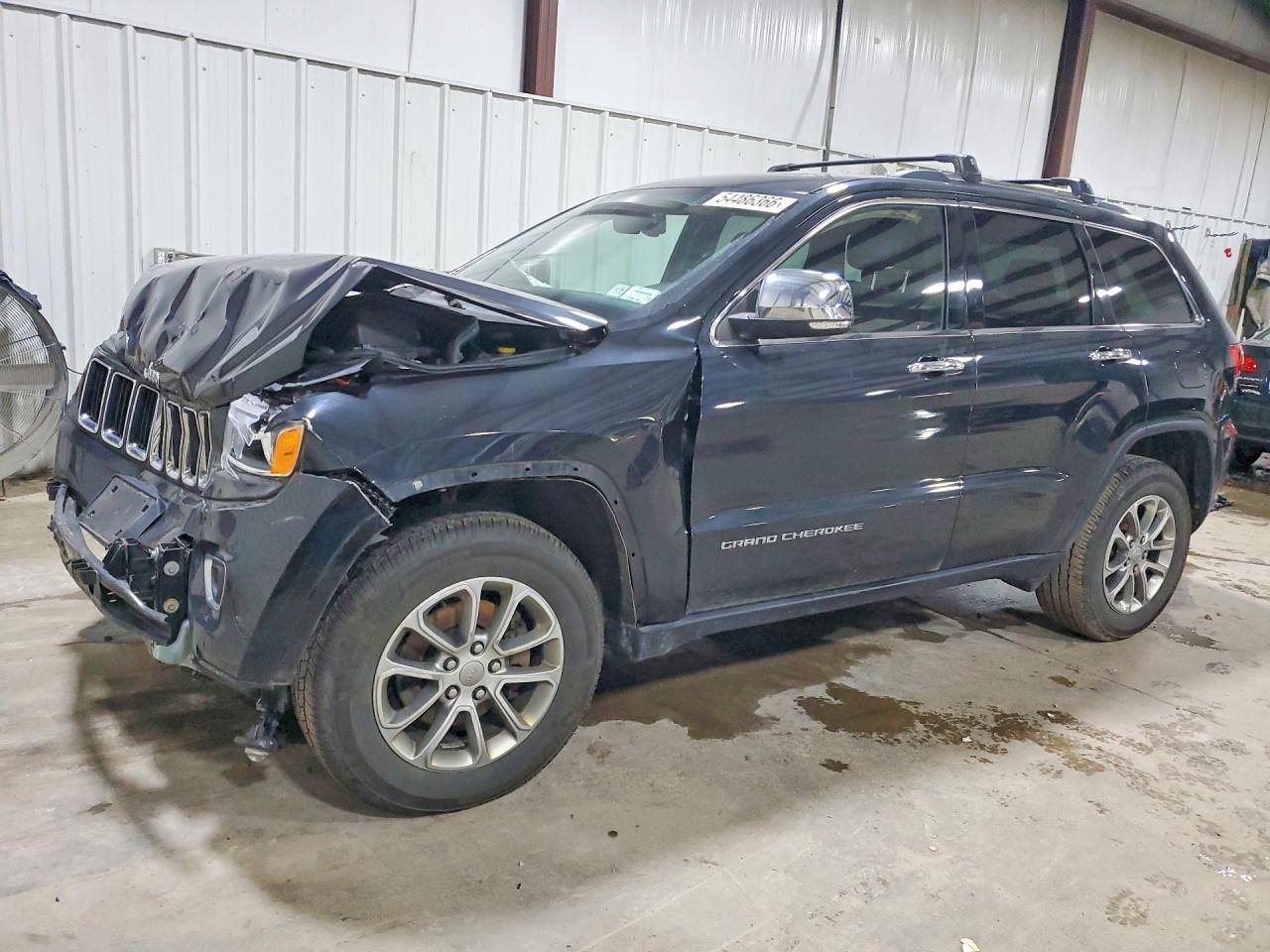 Salvage Jeep Cherokee Image