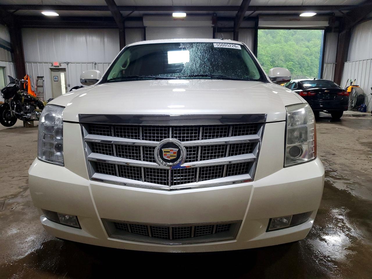 Cadillac Escalade Esv Platinum