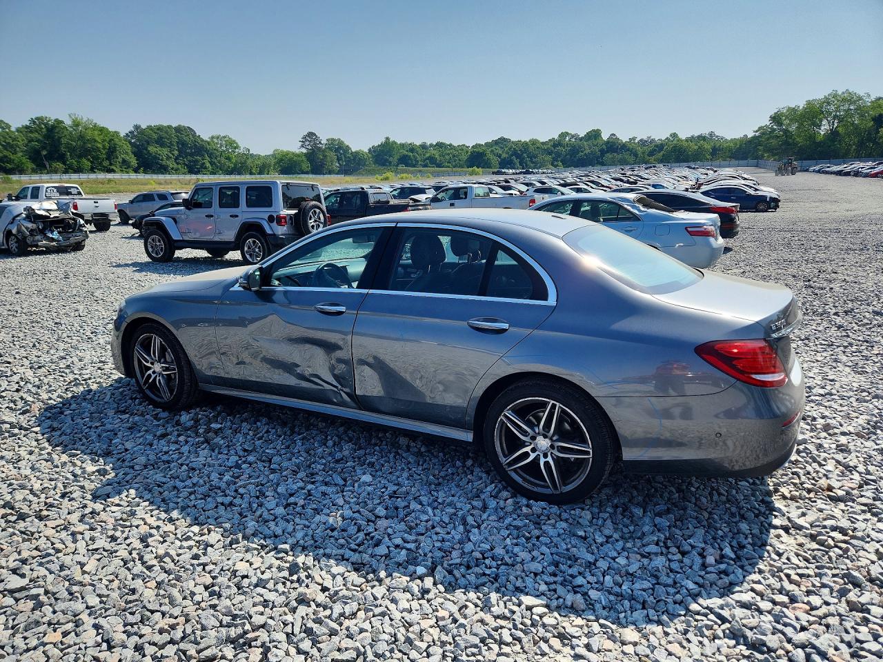 Mercedes-Benz E-Class 300 4matic
