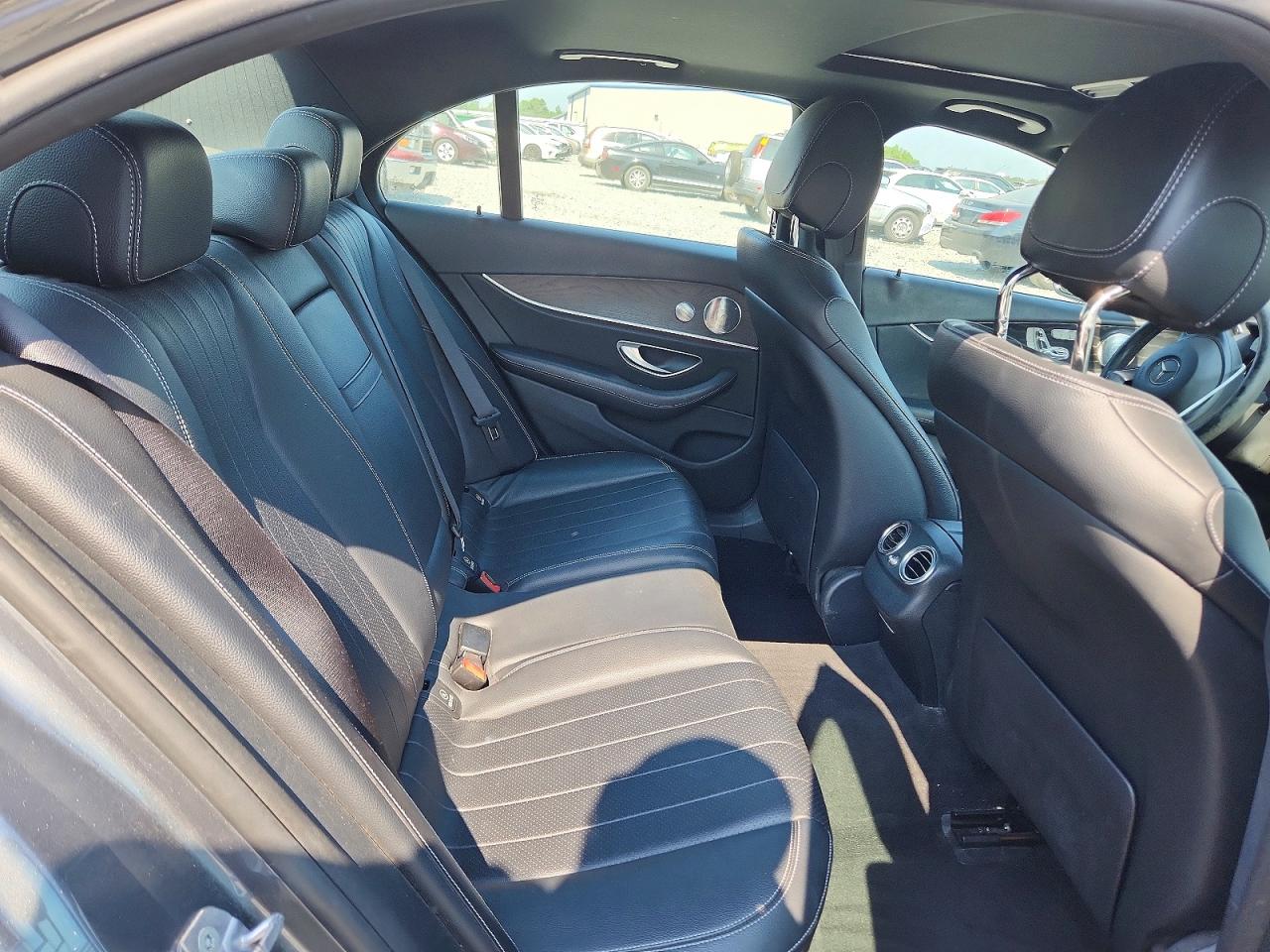 Mercedes-Benz E-Class 300 4matic