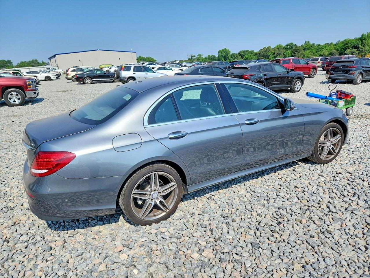 Mercedes-Benz E-Class 300 4matic