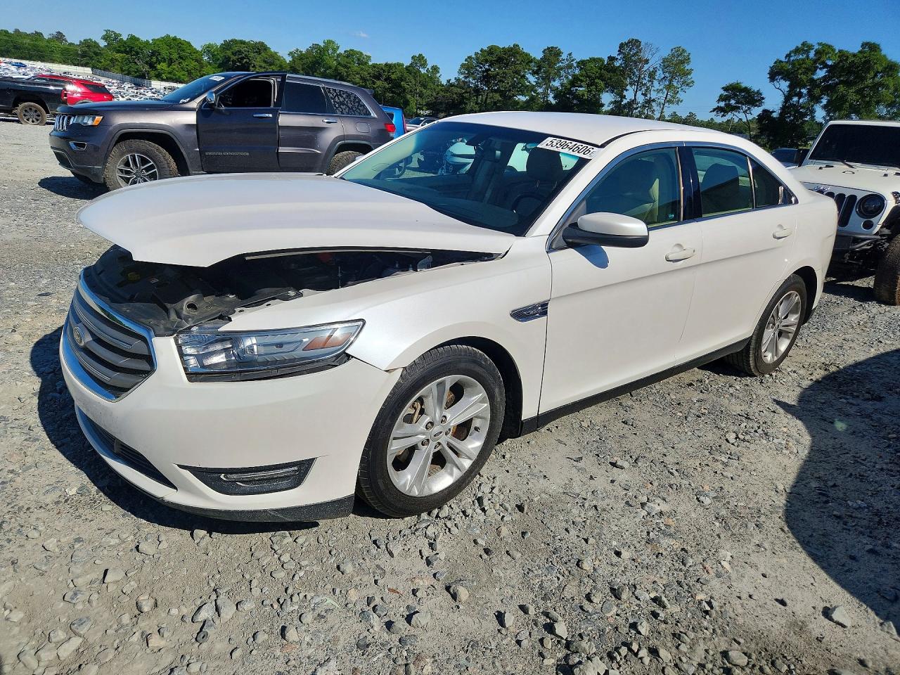 Salvage Ford Taurus Image