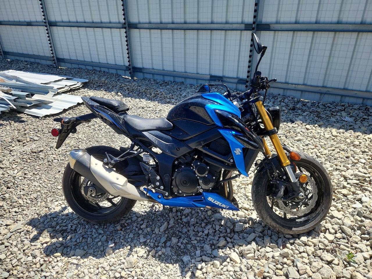 Salvage Suzuki Gsxr750 Image