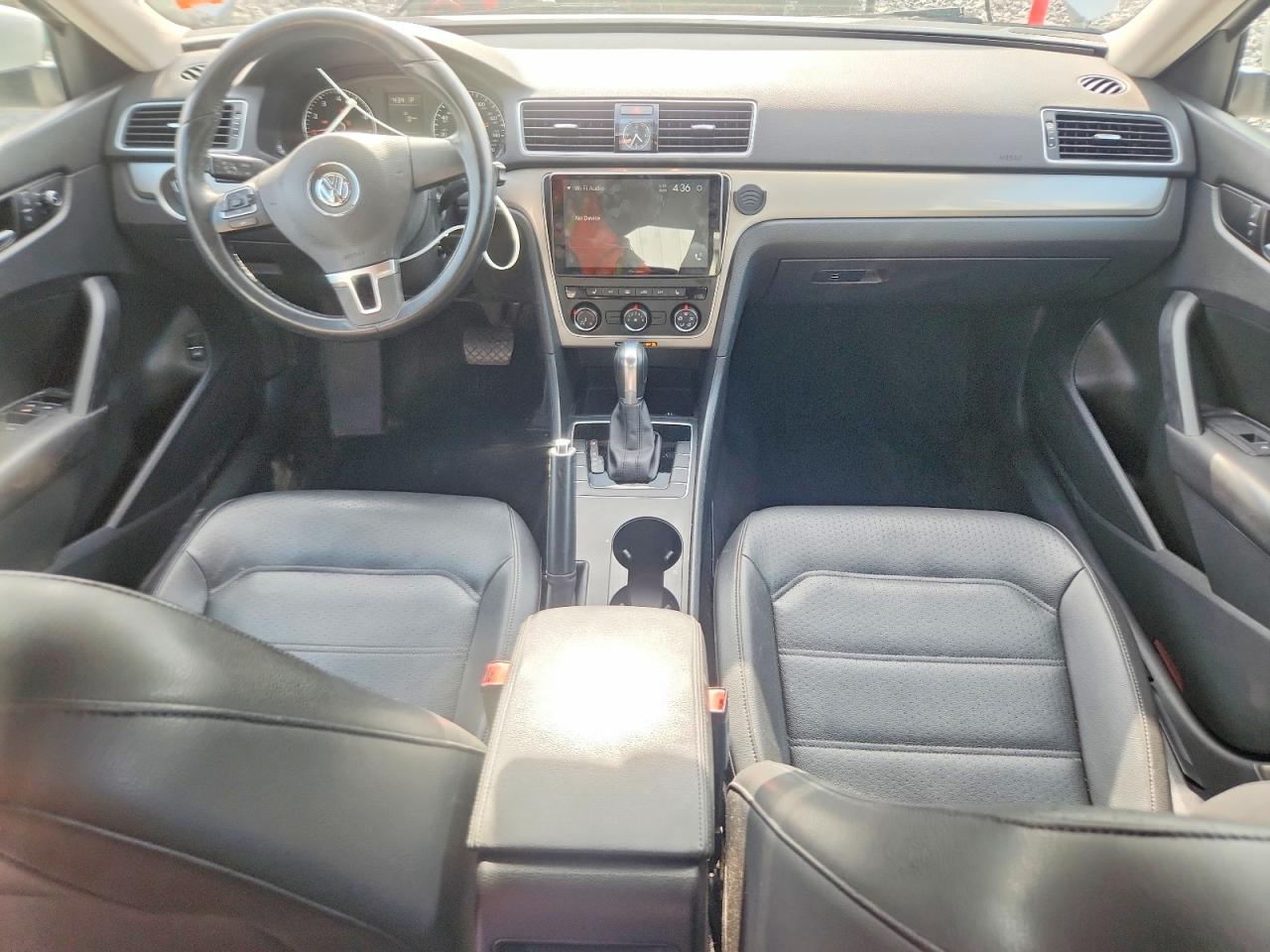 Volkswagen Passat S
