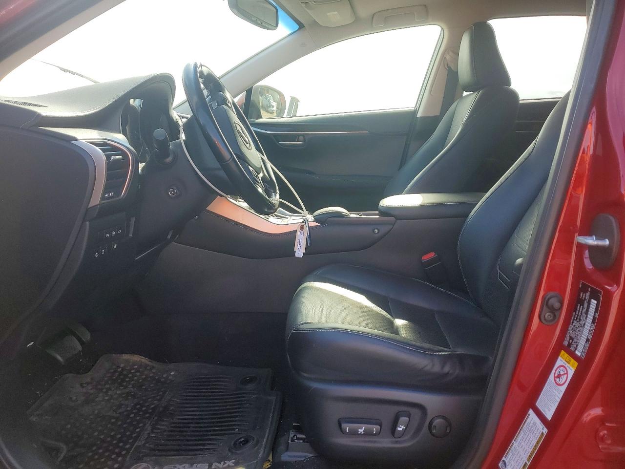 Lexus NX 200t