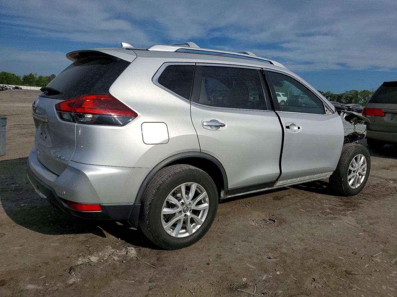 Nissan Rogue Sv