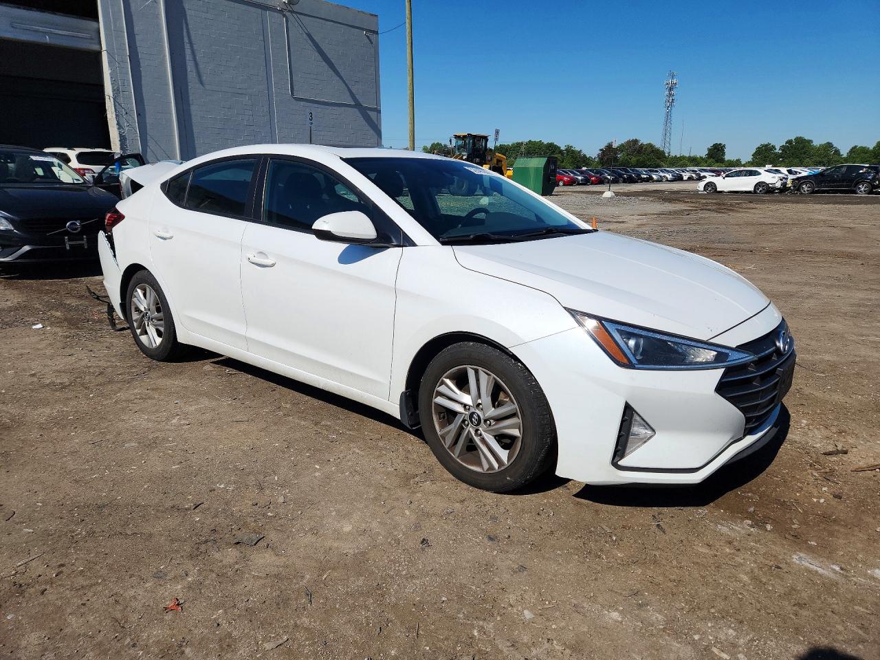 Hyundai ELANTRA Value Edition