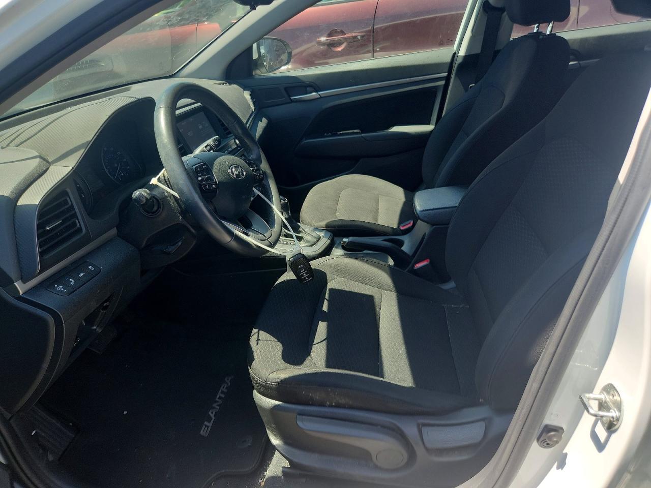 Hyundai ELANTRA Value Edition