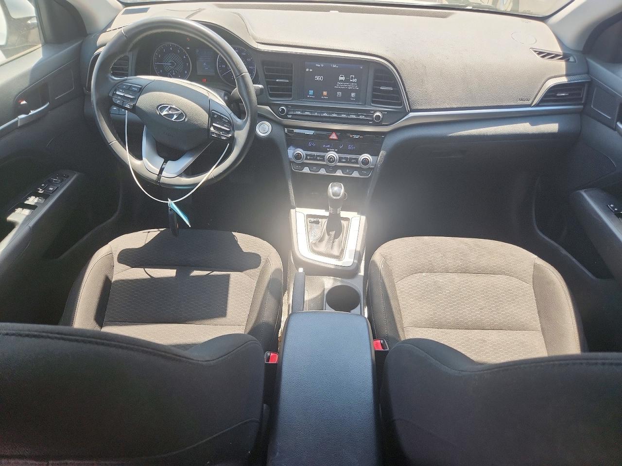 Hyundai ELANTRA Value Edition
