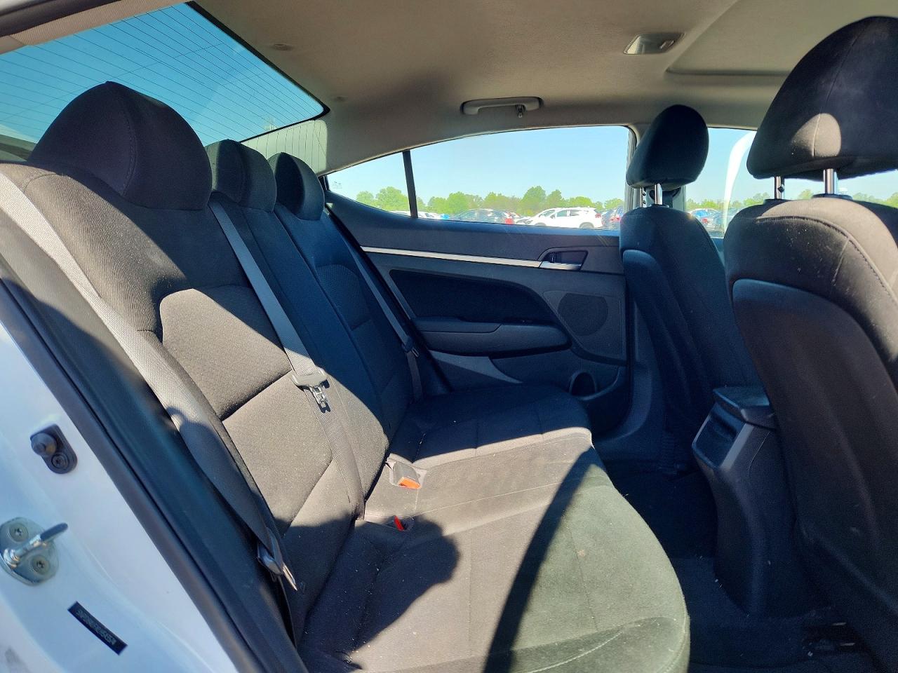 Hyundai ELANTRA Value Edition