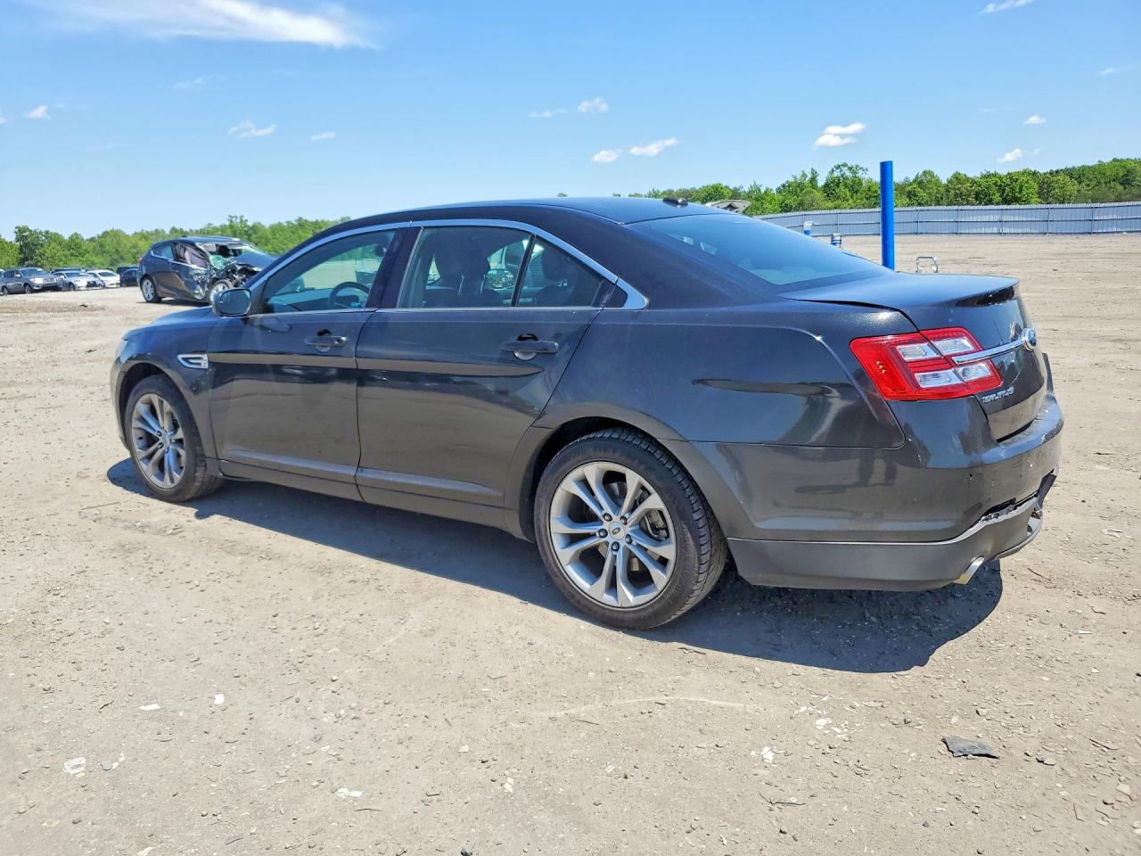 Ford Taurus Sel