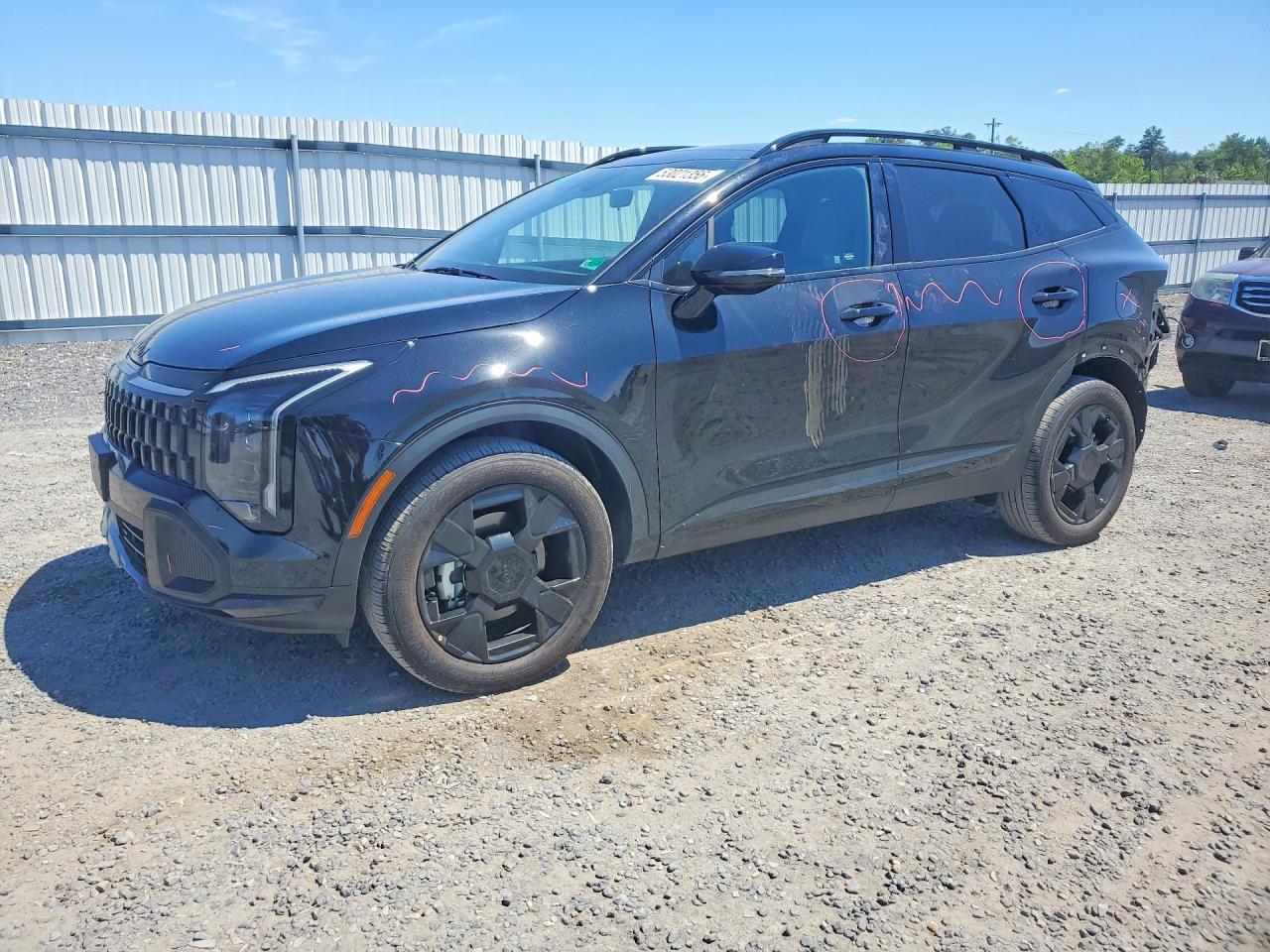 Salvage Kia Sportage Image