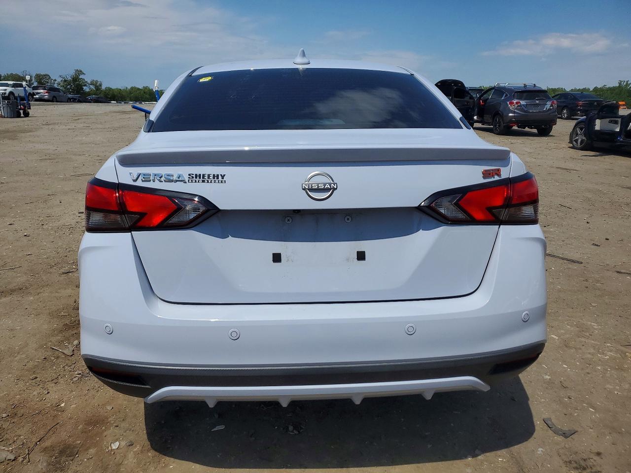 Nissan Versa Sr