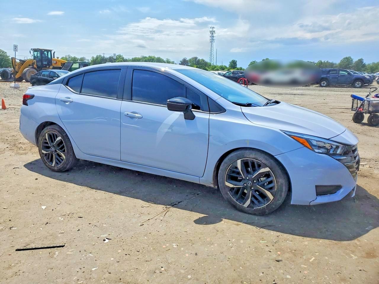 Nissan Versa Sr
