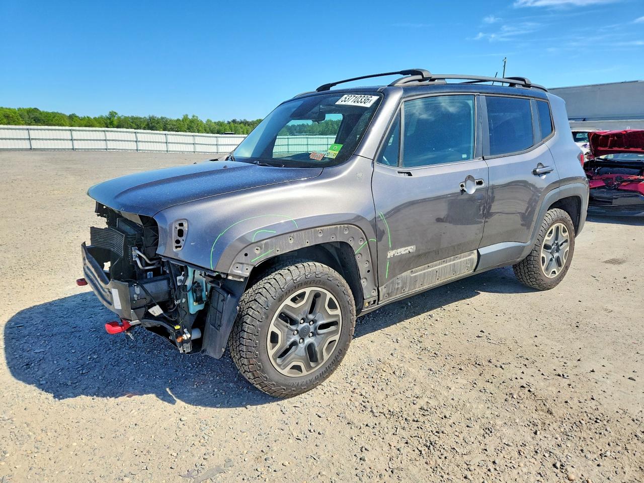 Salvage Jeep Renegade Image