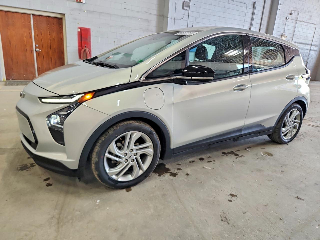 Salvage Chevrolet Bolt Image