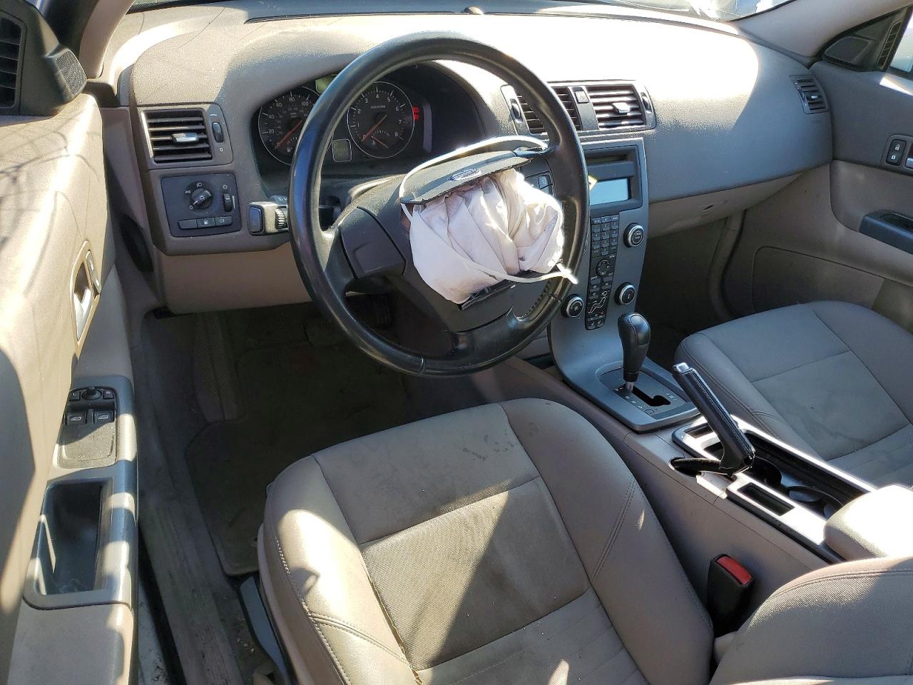 Volvo C30 T5
